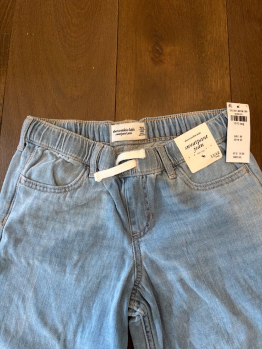 Abercrombie Kids Girls Sweatpant Jeans - Picture 3 of 4